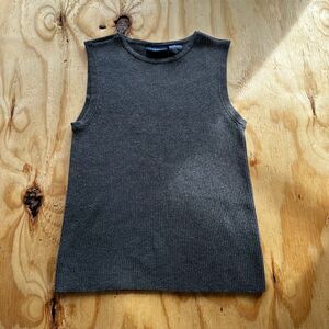 Liz Claiborne Grey Sparkle Ribbed Sweater Vest - Medium